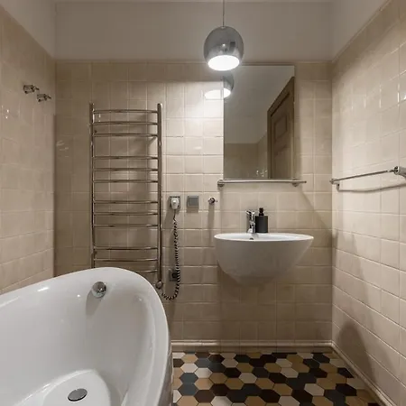 Classic 1-Bedroom Apartment In Old Town Riga Exterior photo