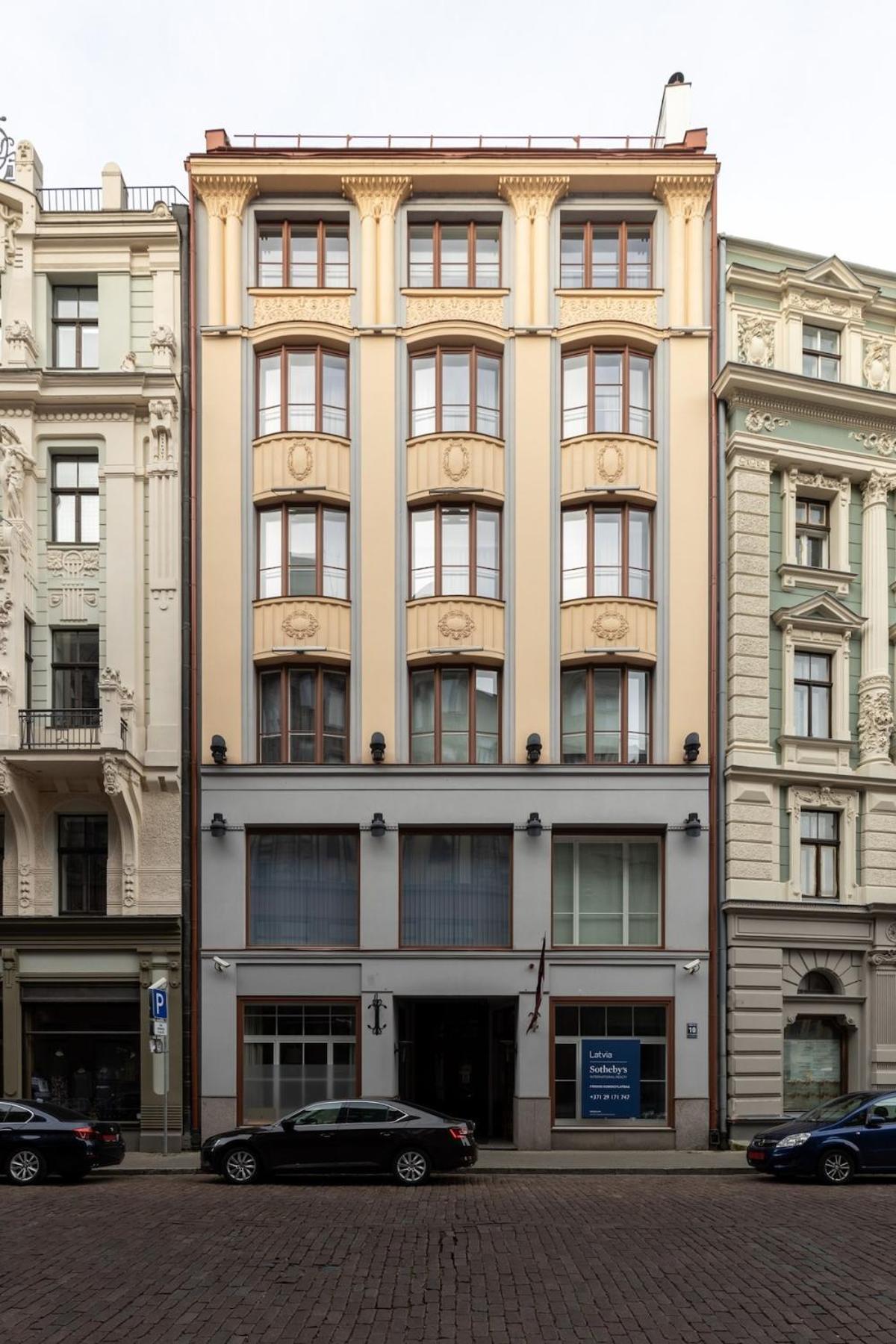 Classic 1-bedroom In Old Town Riga